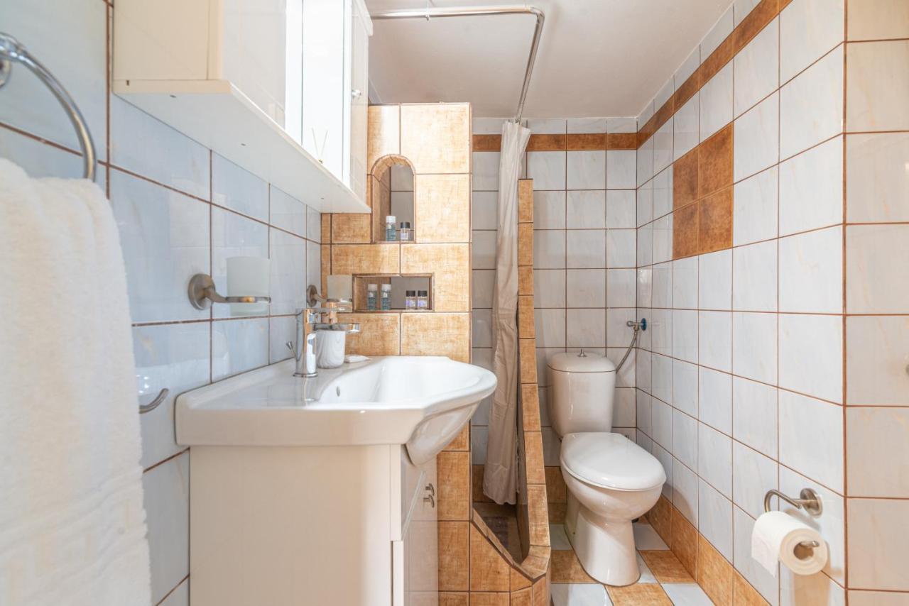 Boutique Apartment With Parkview Heraklion Exteriör bild