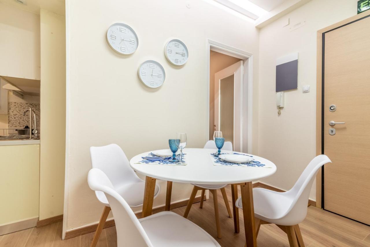 Boutique Apartment With Parkview Heraklion Exteriör bild